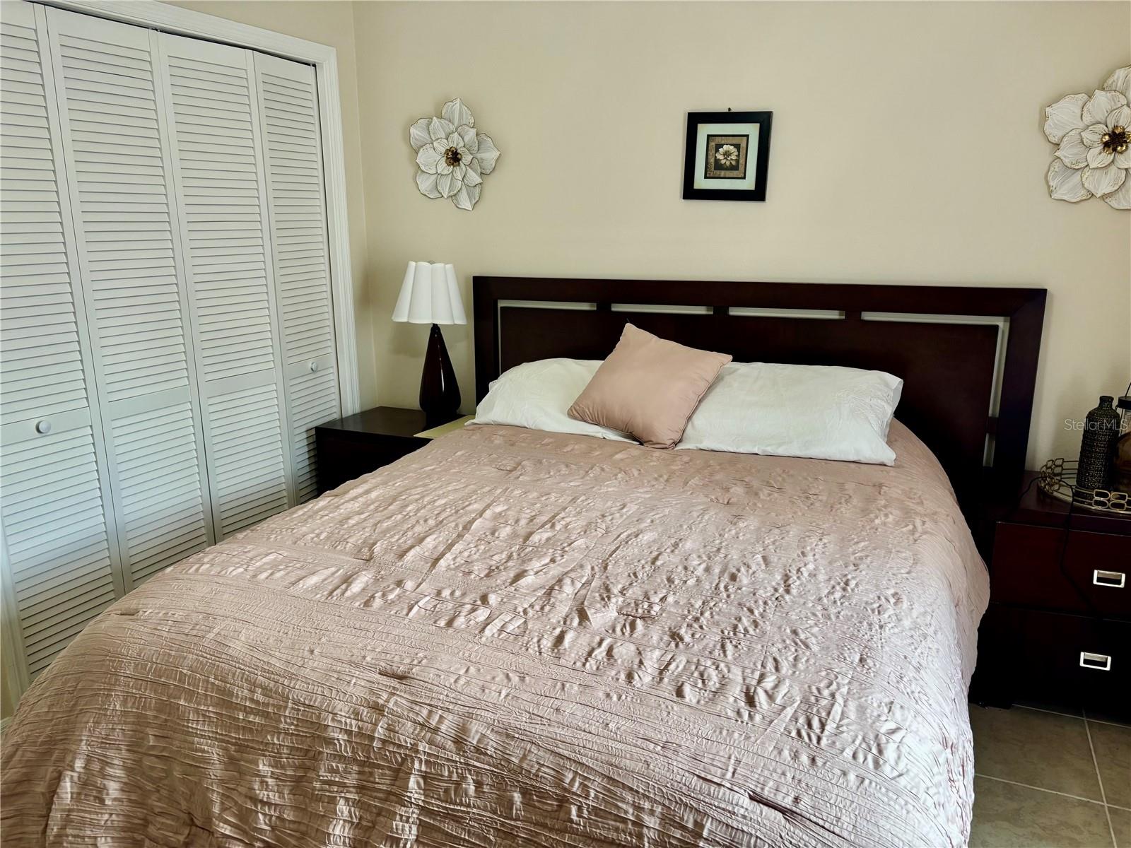 MARION OAKS - Residential