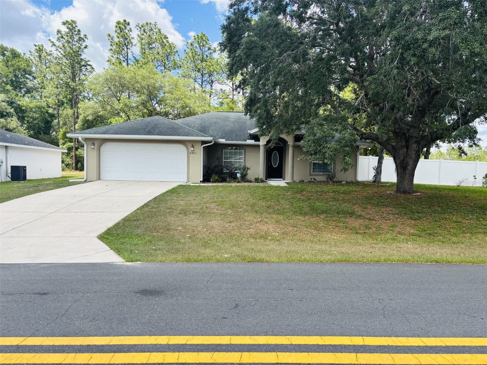 MARION OAKS - Residential