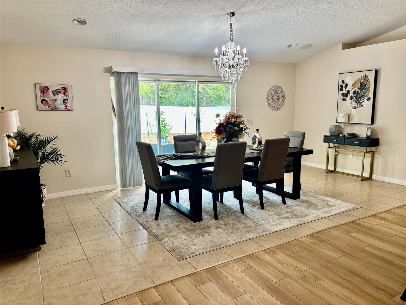 MARION OAKS - Residential