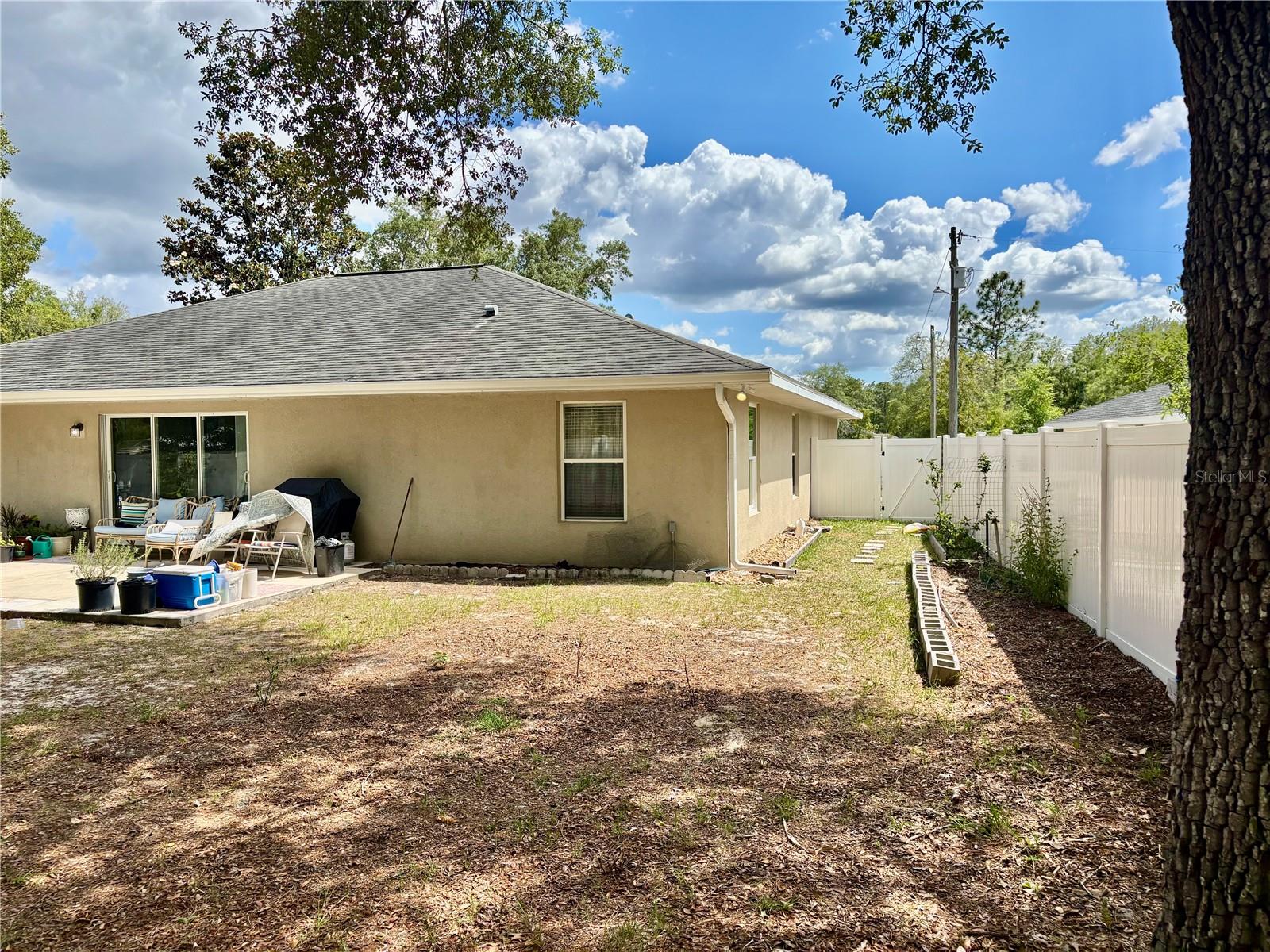 MARION OAKS - Residential