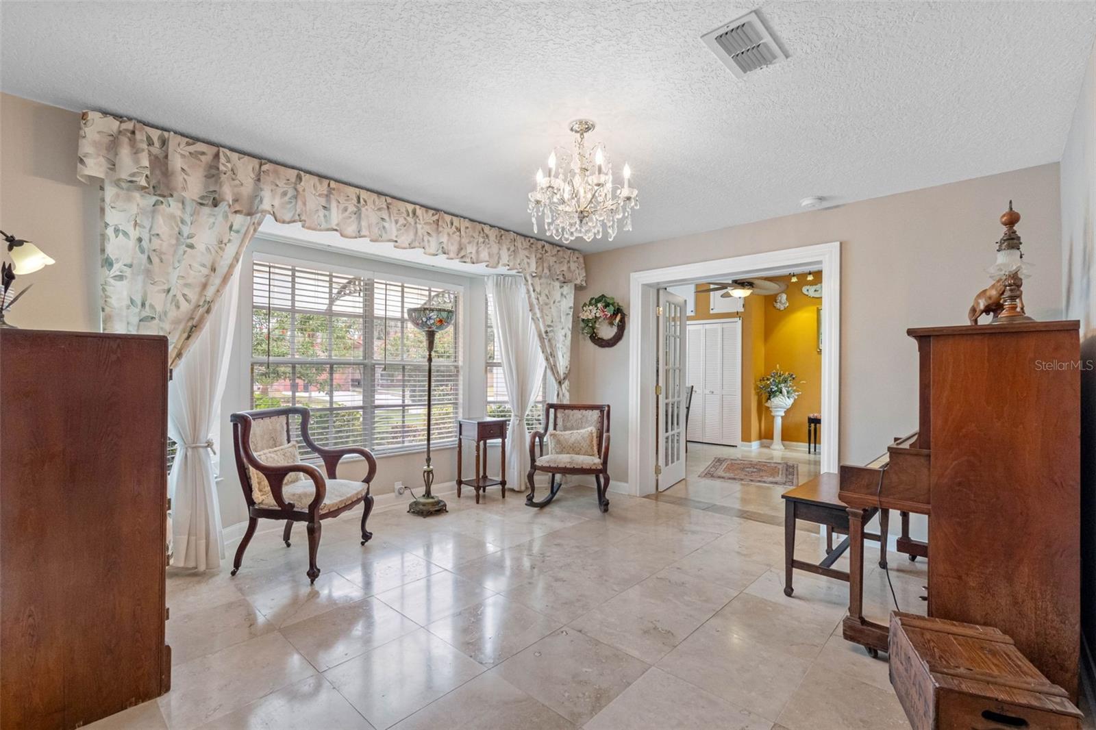 8528 THRASHER COURT