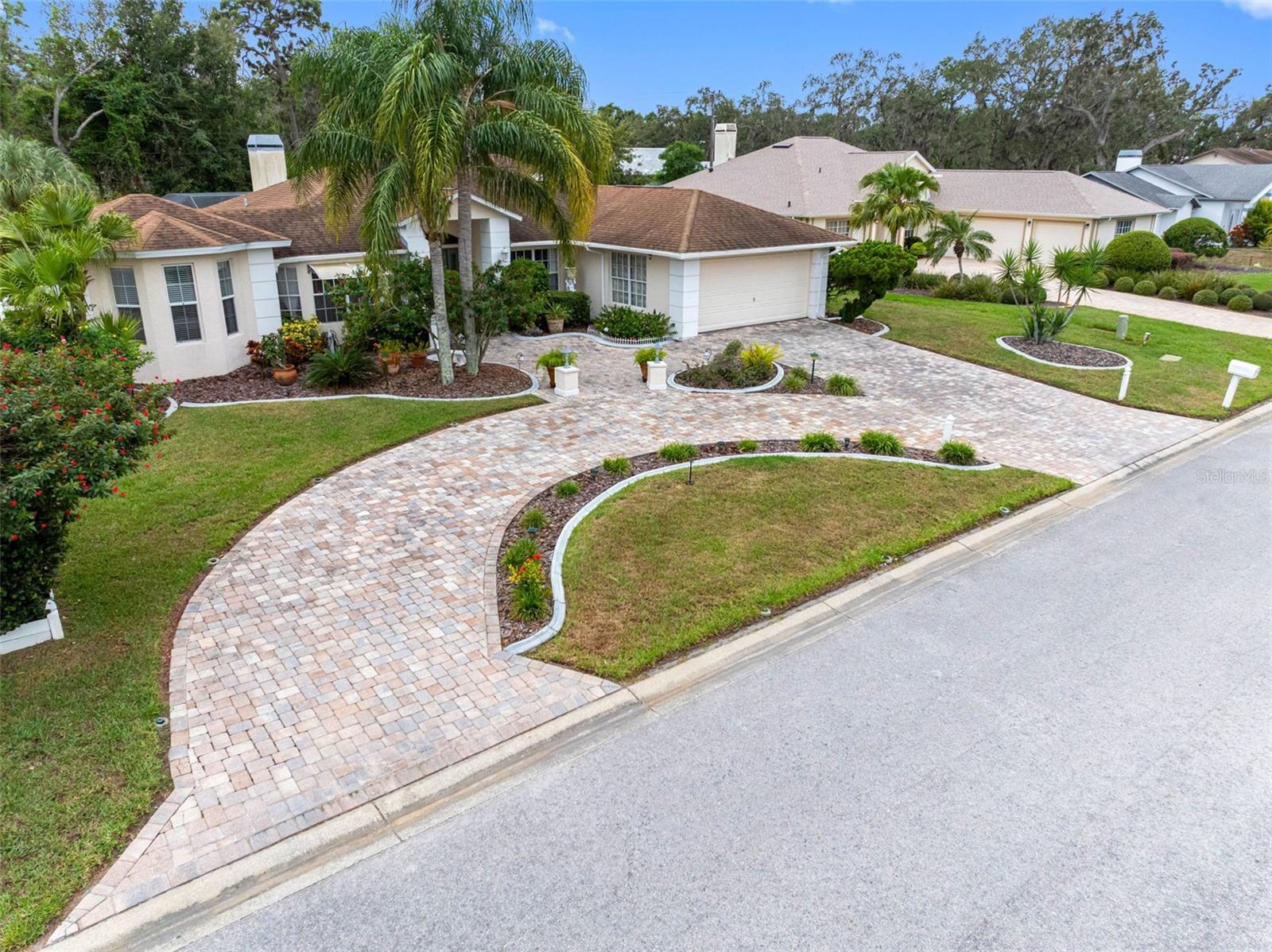 8528 THRASHER COURT