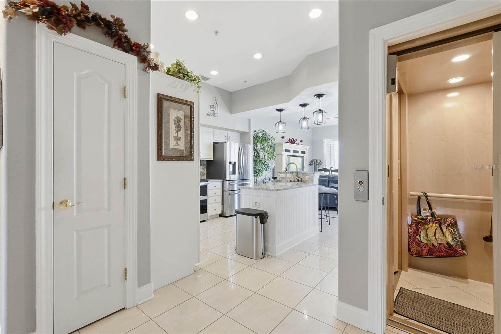200 BRIGHTWATER DRIVE 10