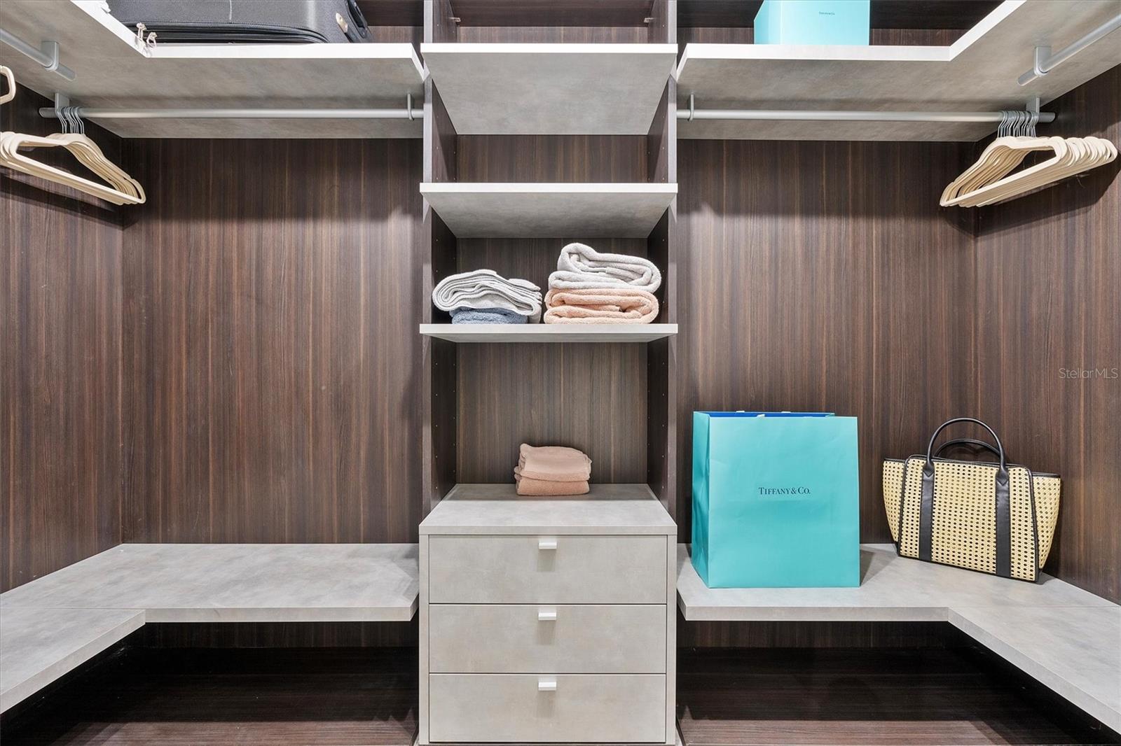 801 SMA RESIDENCES CONDO - Residential