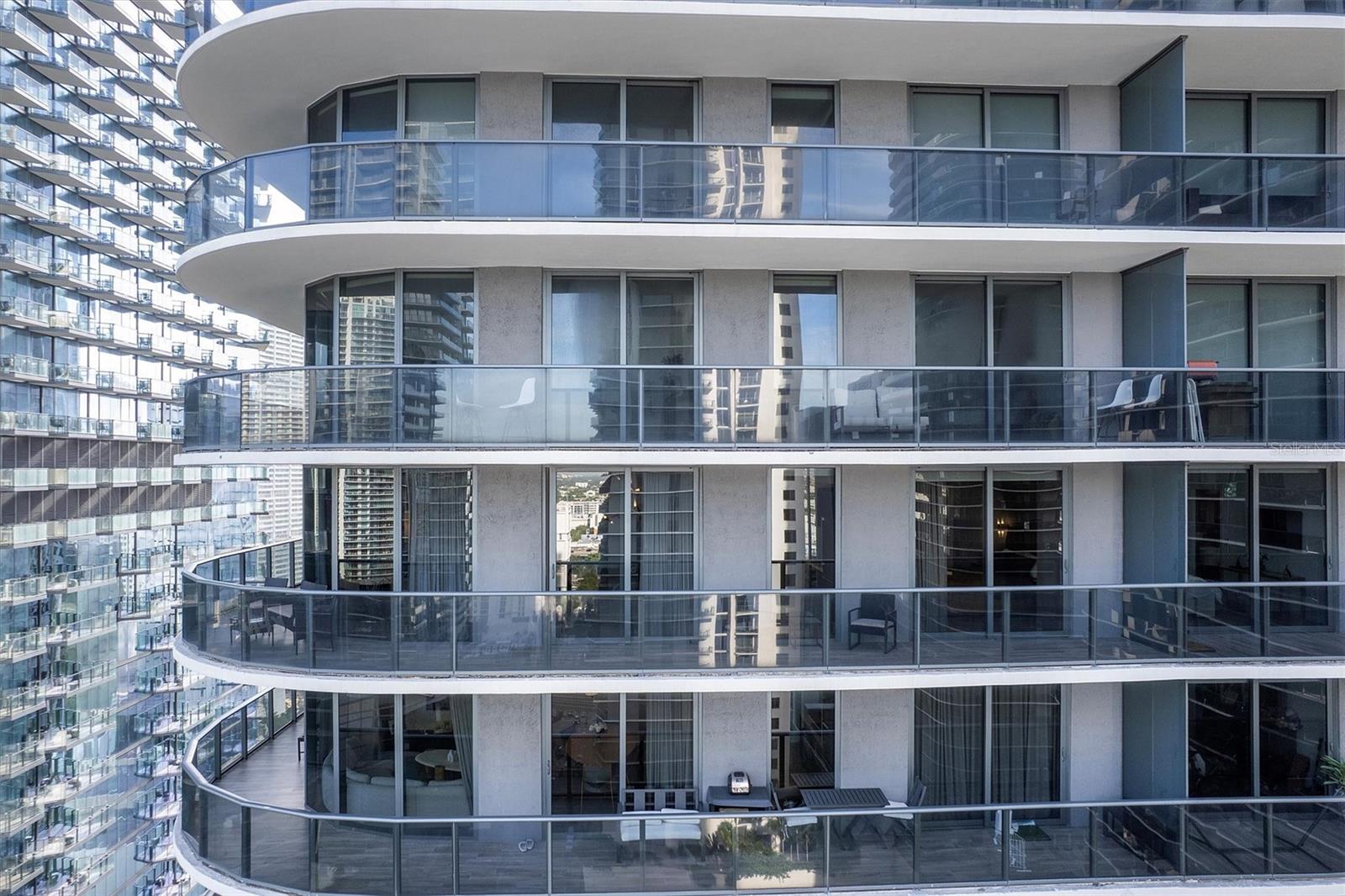 801 SMA RESIDENCES CONDO - Residential