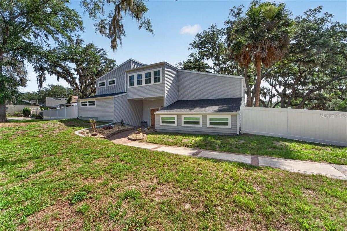 11302 SANDPINE ROAD