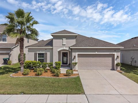 Photo of 12468 Stone Bark Trail, Orlando, FL 32824 (MLS # O6348385)