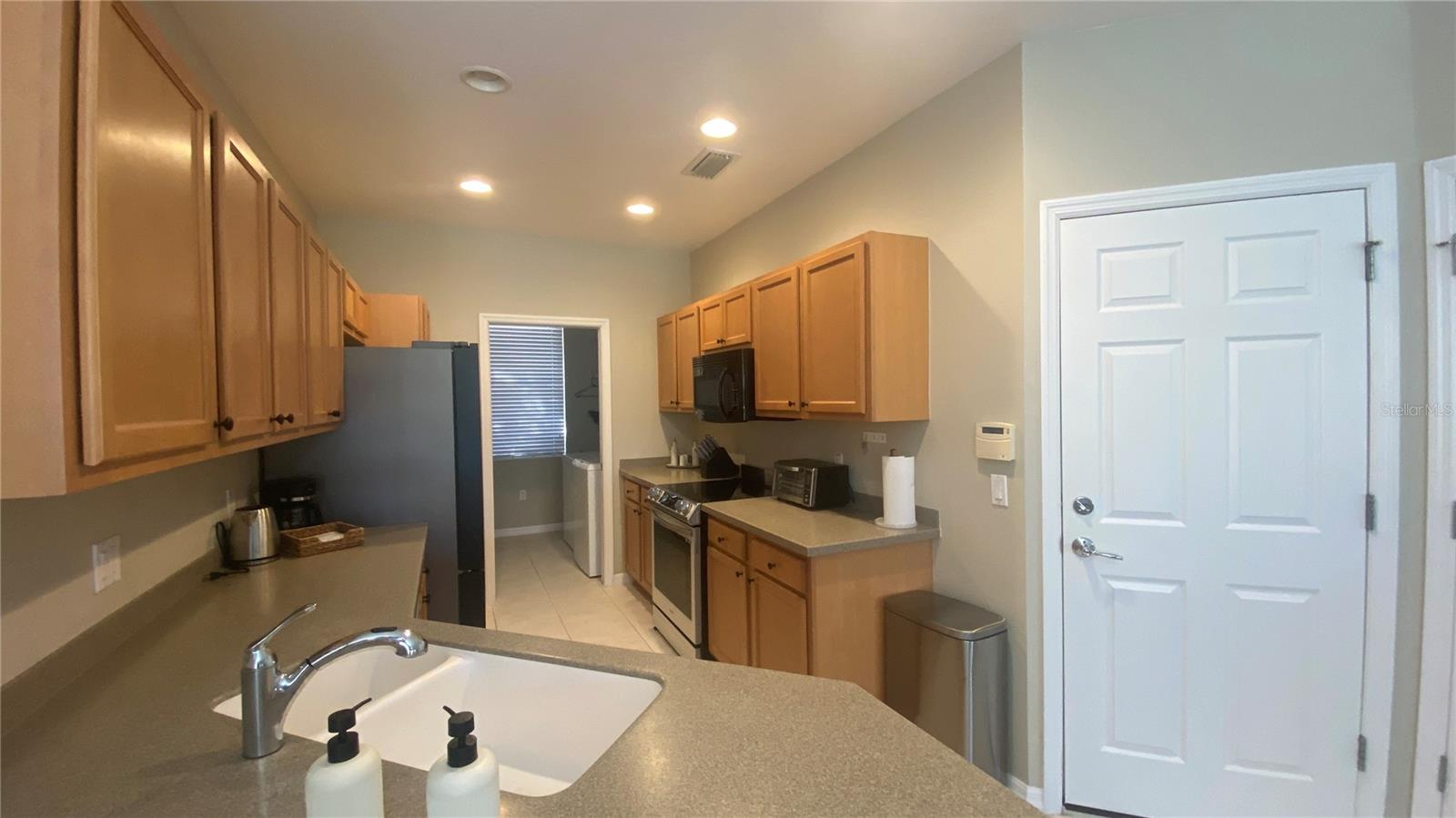 SAN MICHELE AT UNIVERSITY COMMONS - Residential Lease