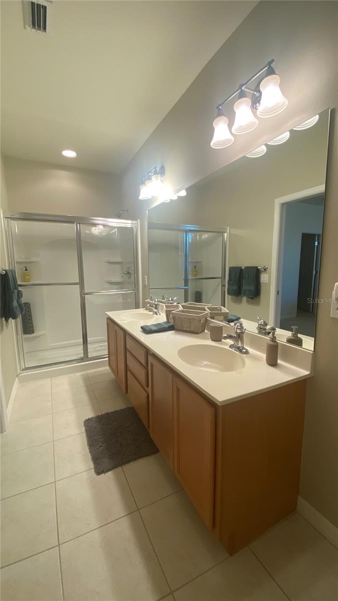 SAN MICHELE AT UNIVERSITY COMMONS - Residential Lease