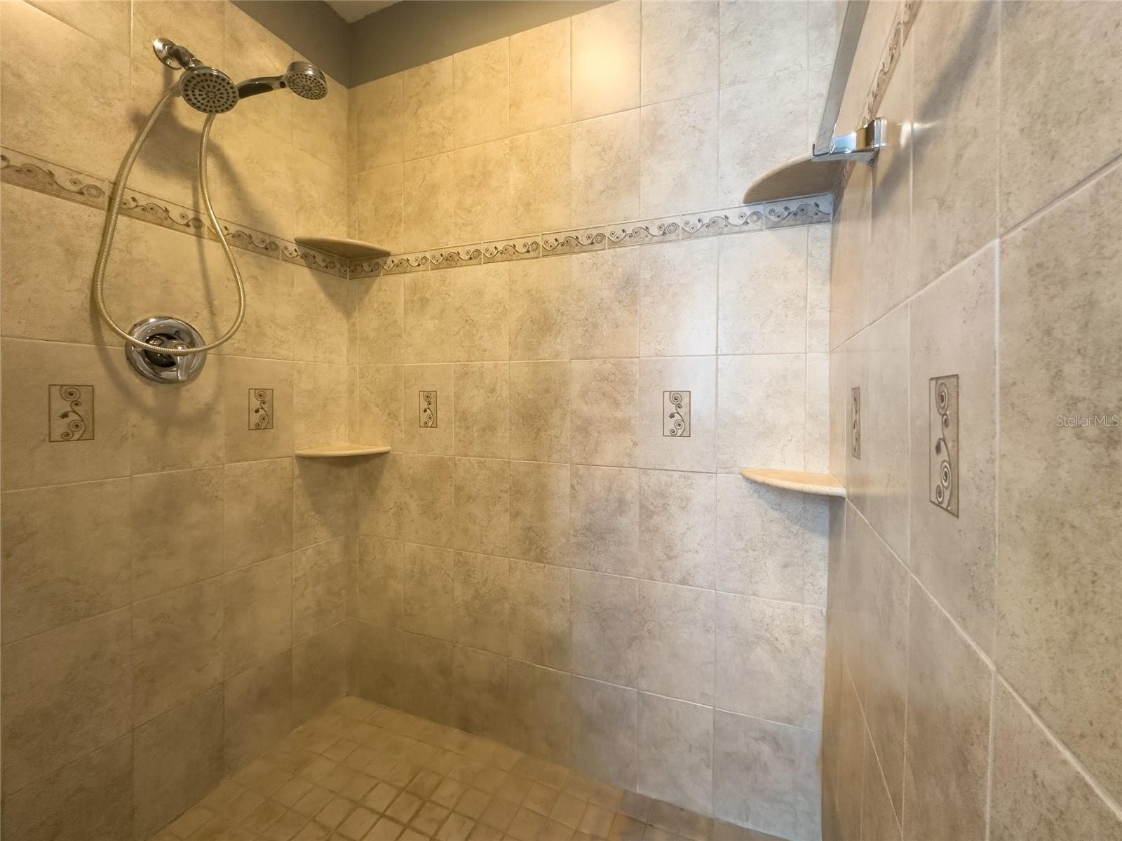 CALIENTE APTS CONDO - Residential