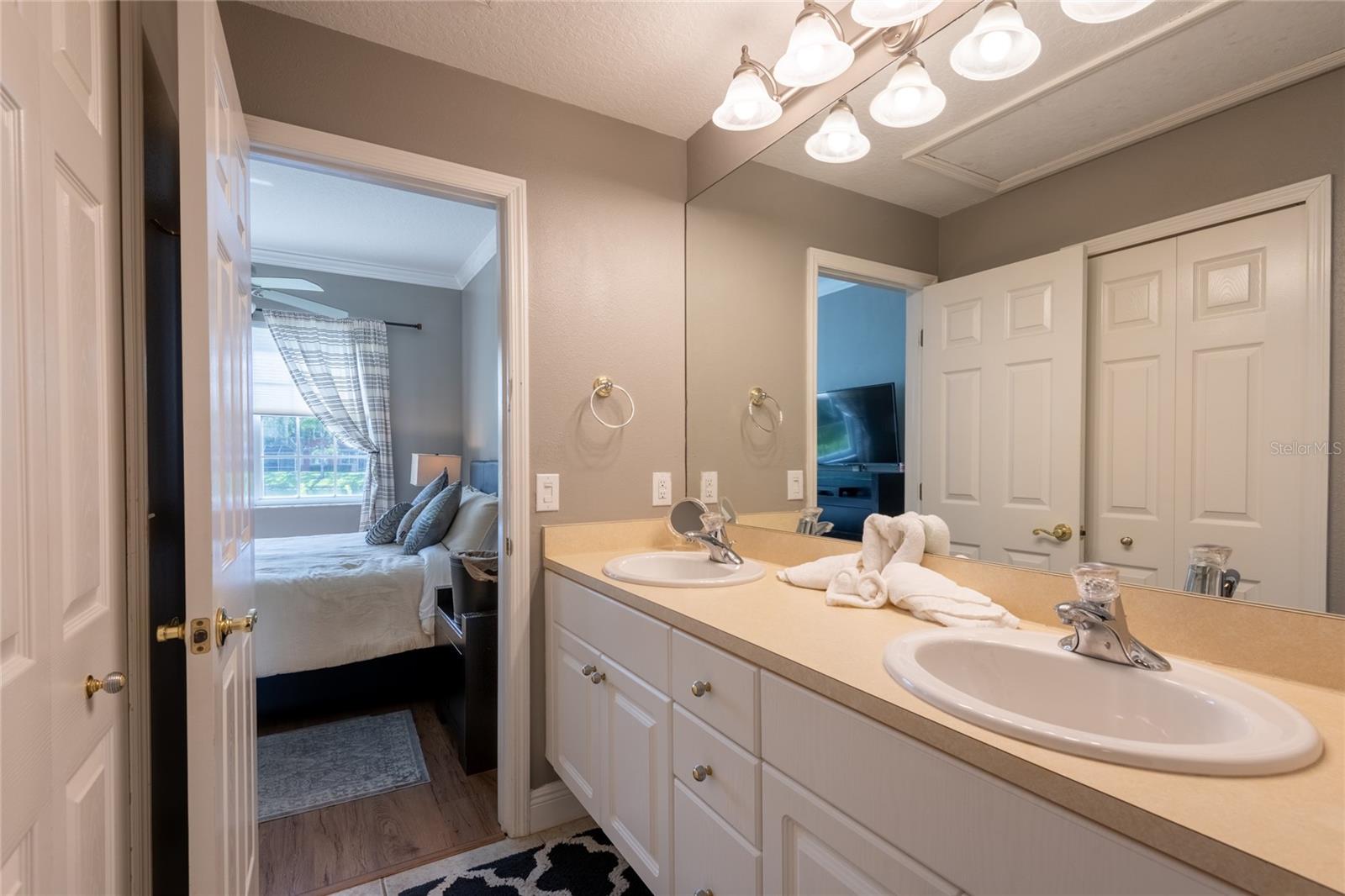CALIENTE APTS CONDO - Residential