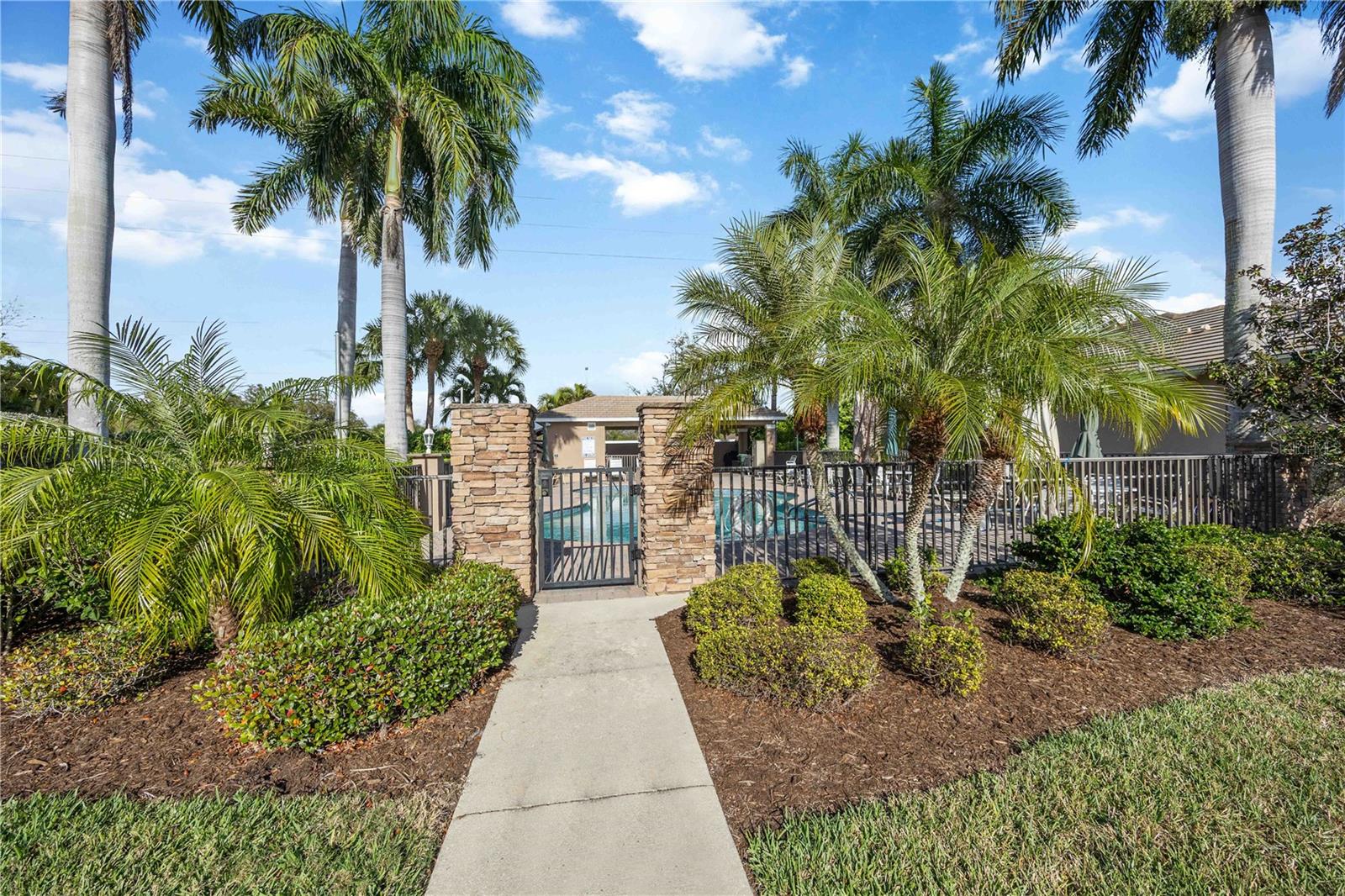 HERITAGE CREEK - Residential