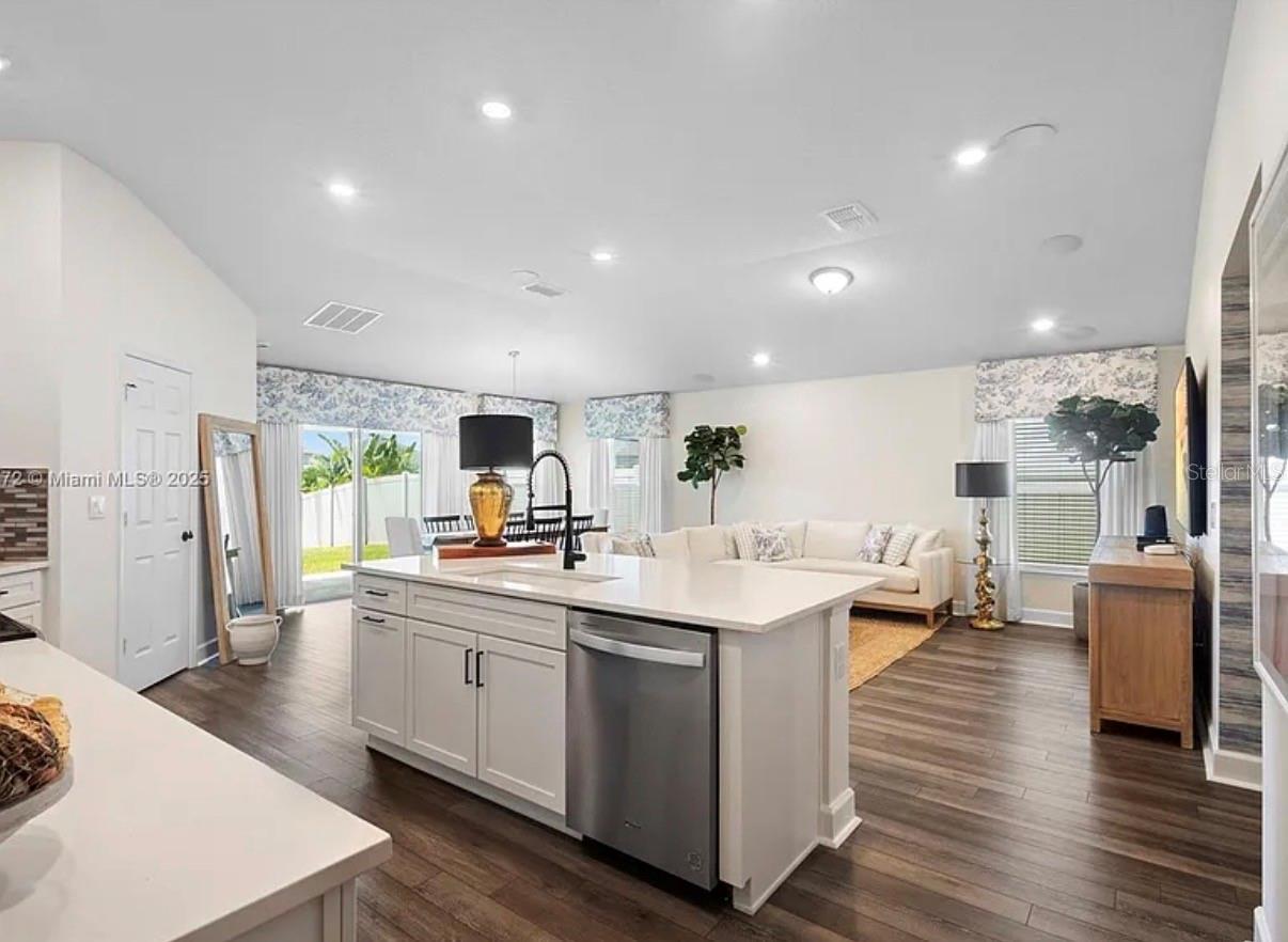 BELLAVIVA PH 1 - Residential