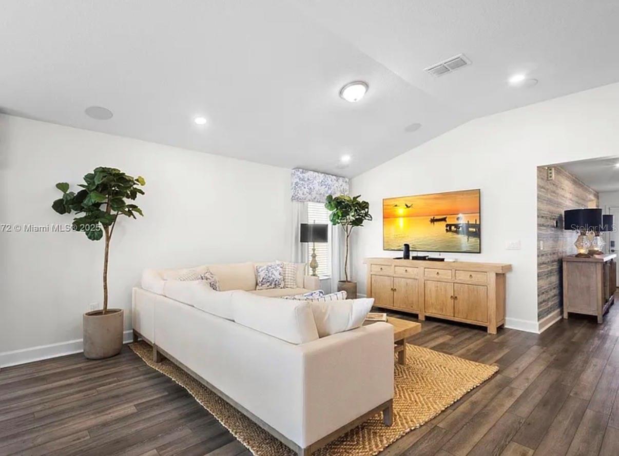 BELLAVIVA PH 1 - Residential