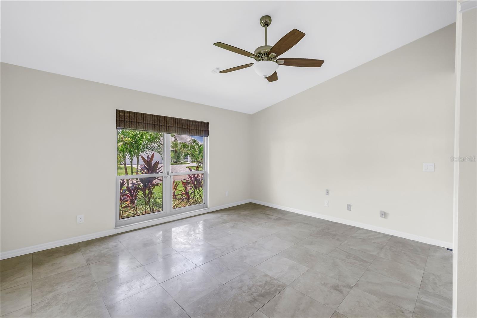 BAYWAY ISLES - Residential