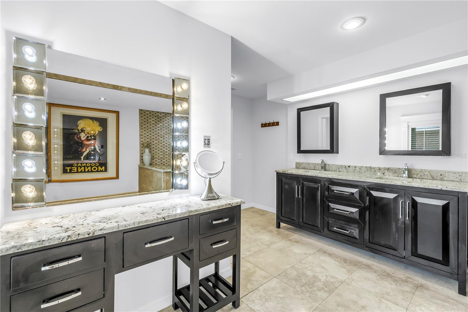 BAYWAY ISLES - Residential