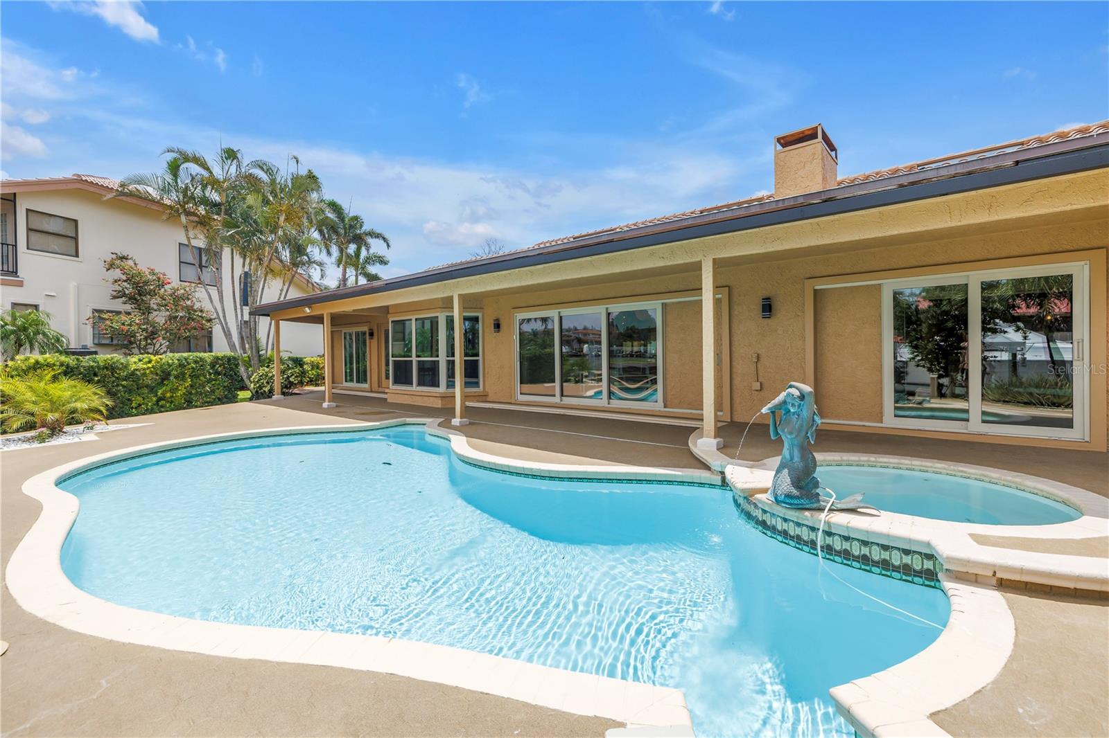 BAYWAY ISLES - Residential