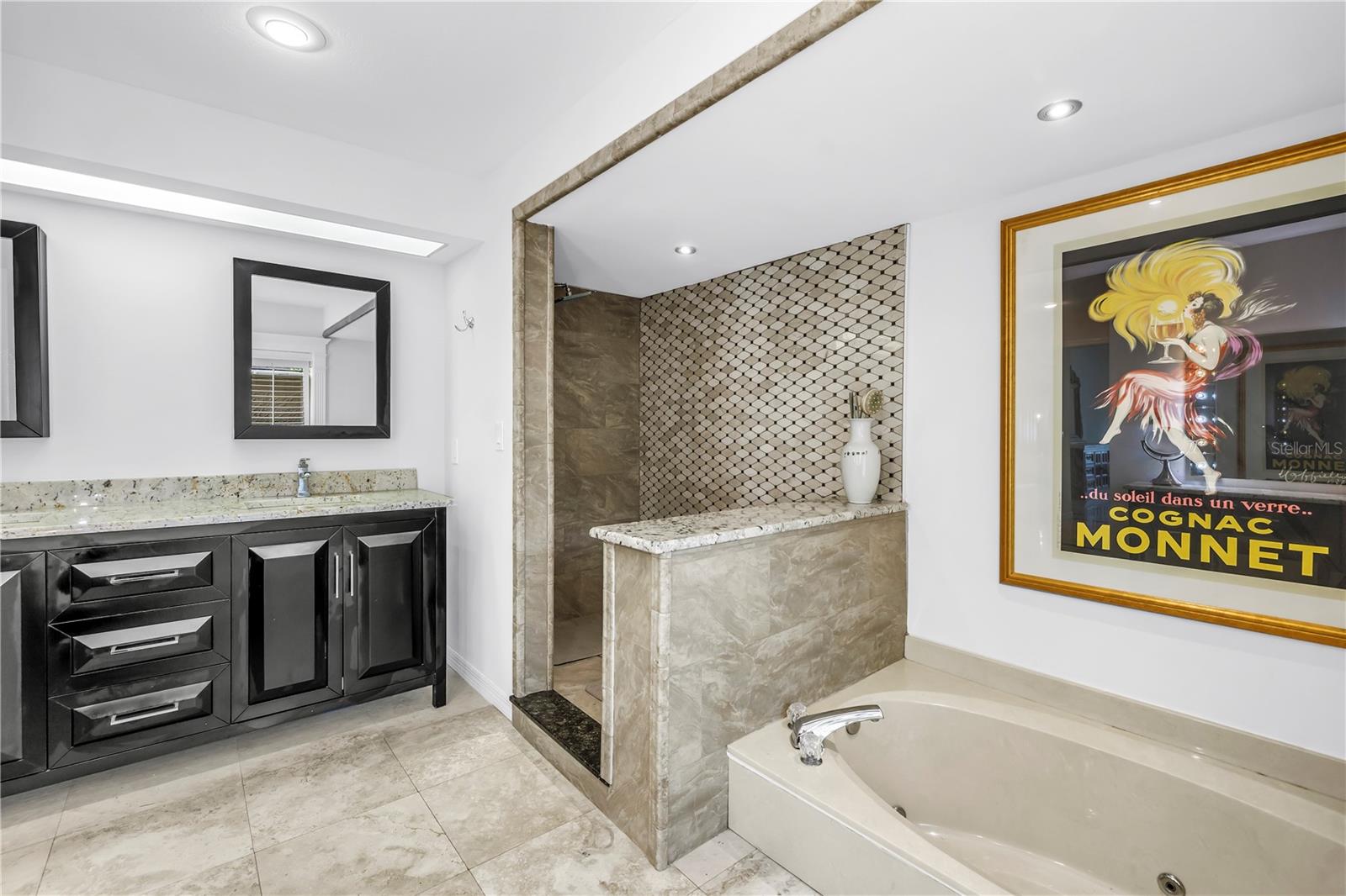 BAYWAY ISLES - Residential