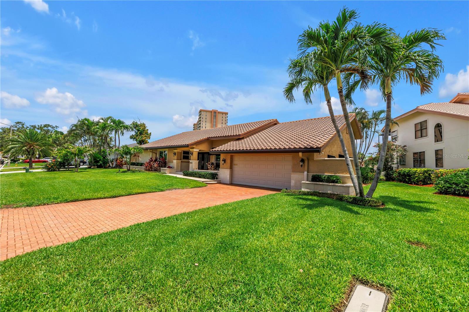 BAYWAY ISLES - Residential