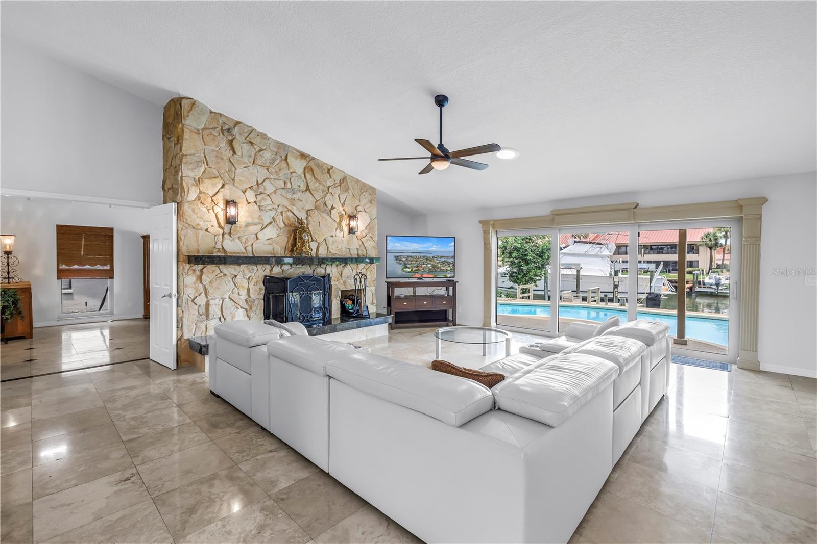 BAYWAY ISLES - Residential