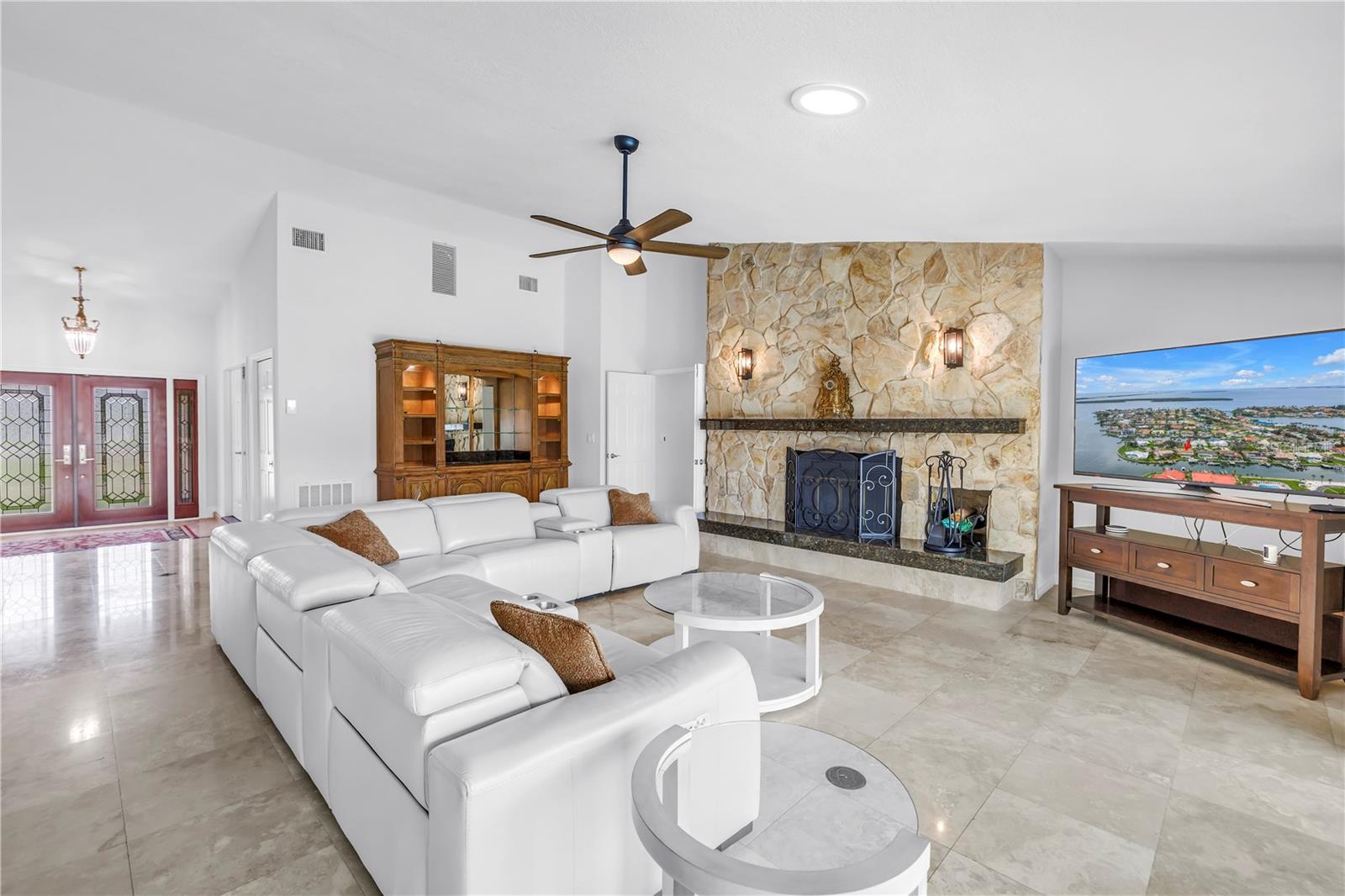 BAYWAY ISLES - Residential