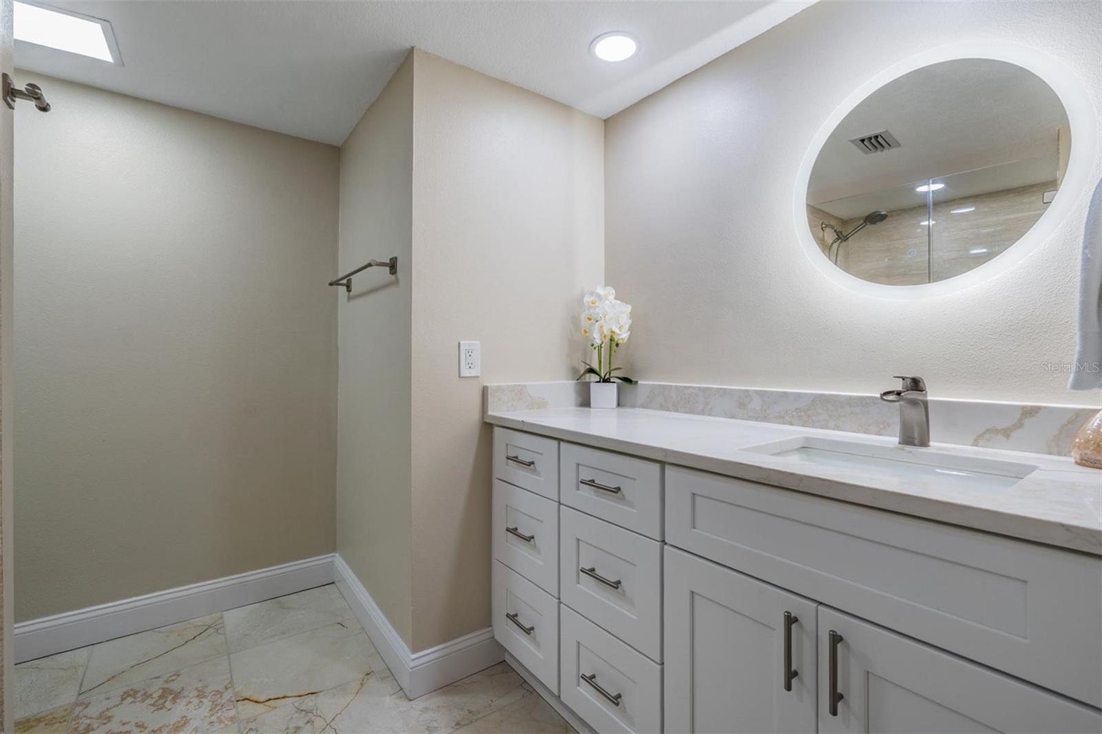 SAND KEY CONDO-SOUTH BEACH 1 - Residential