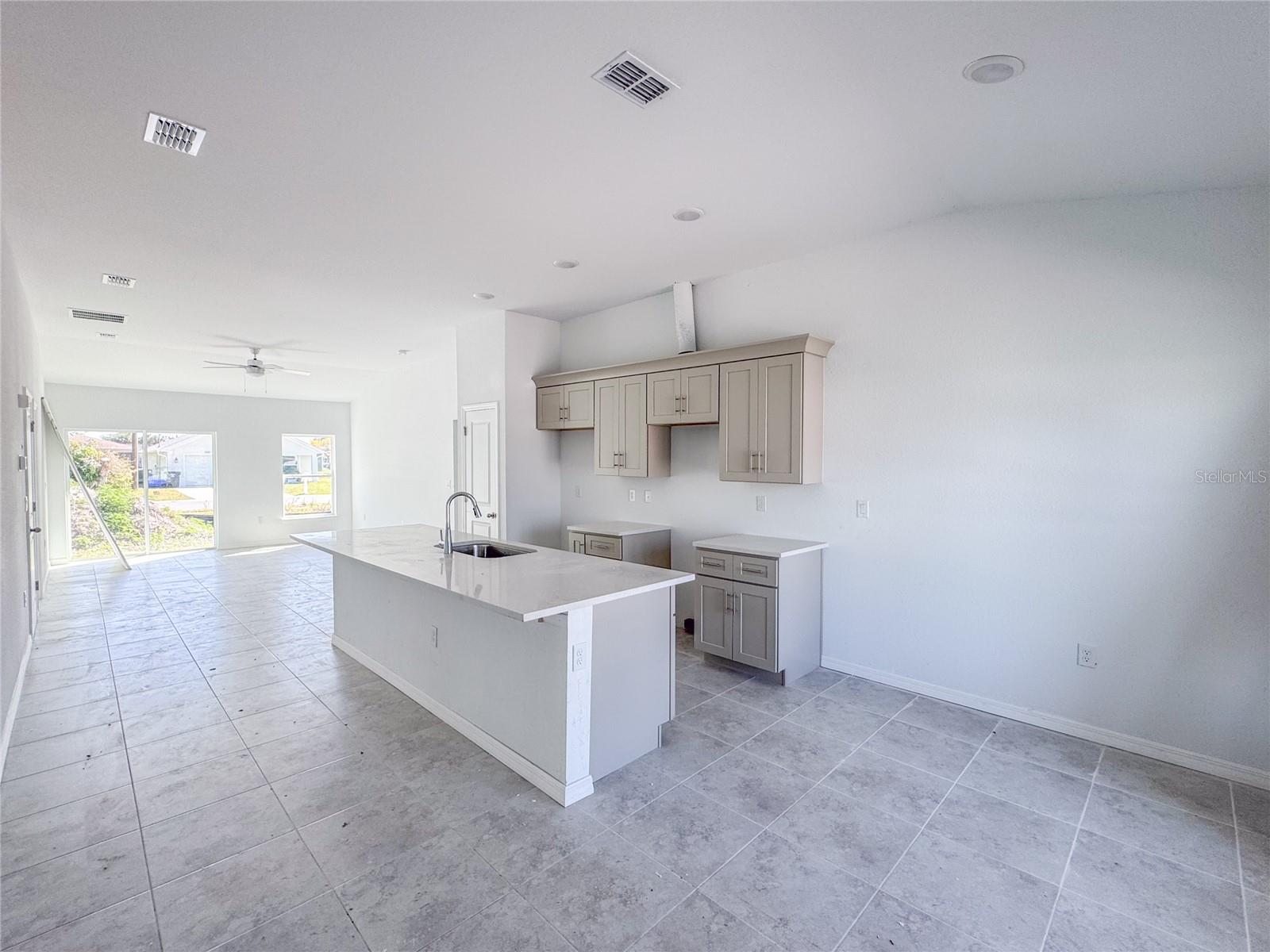 2141 SIMON COURT