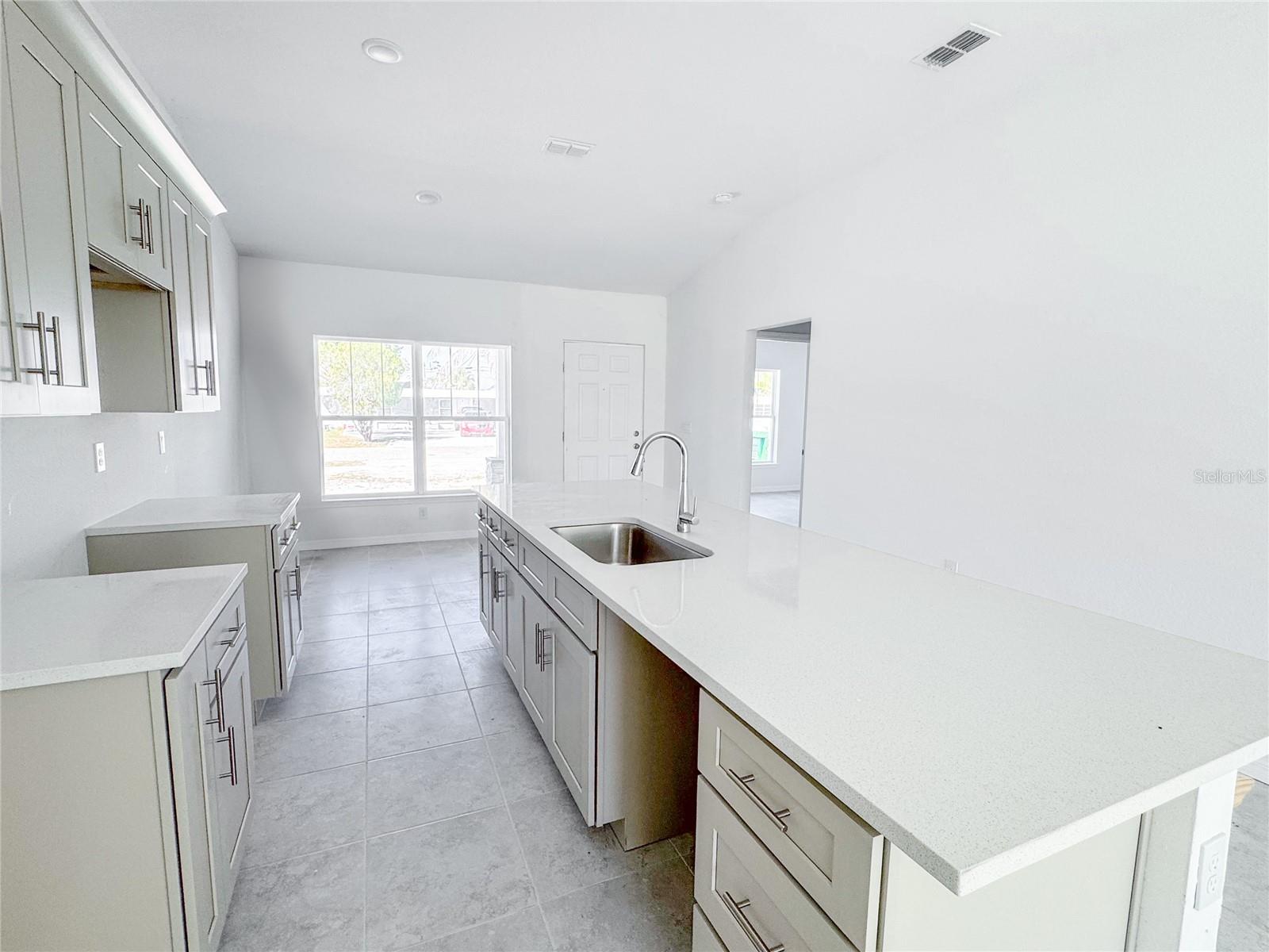 2141 SIMON COURT