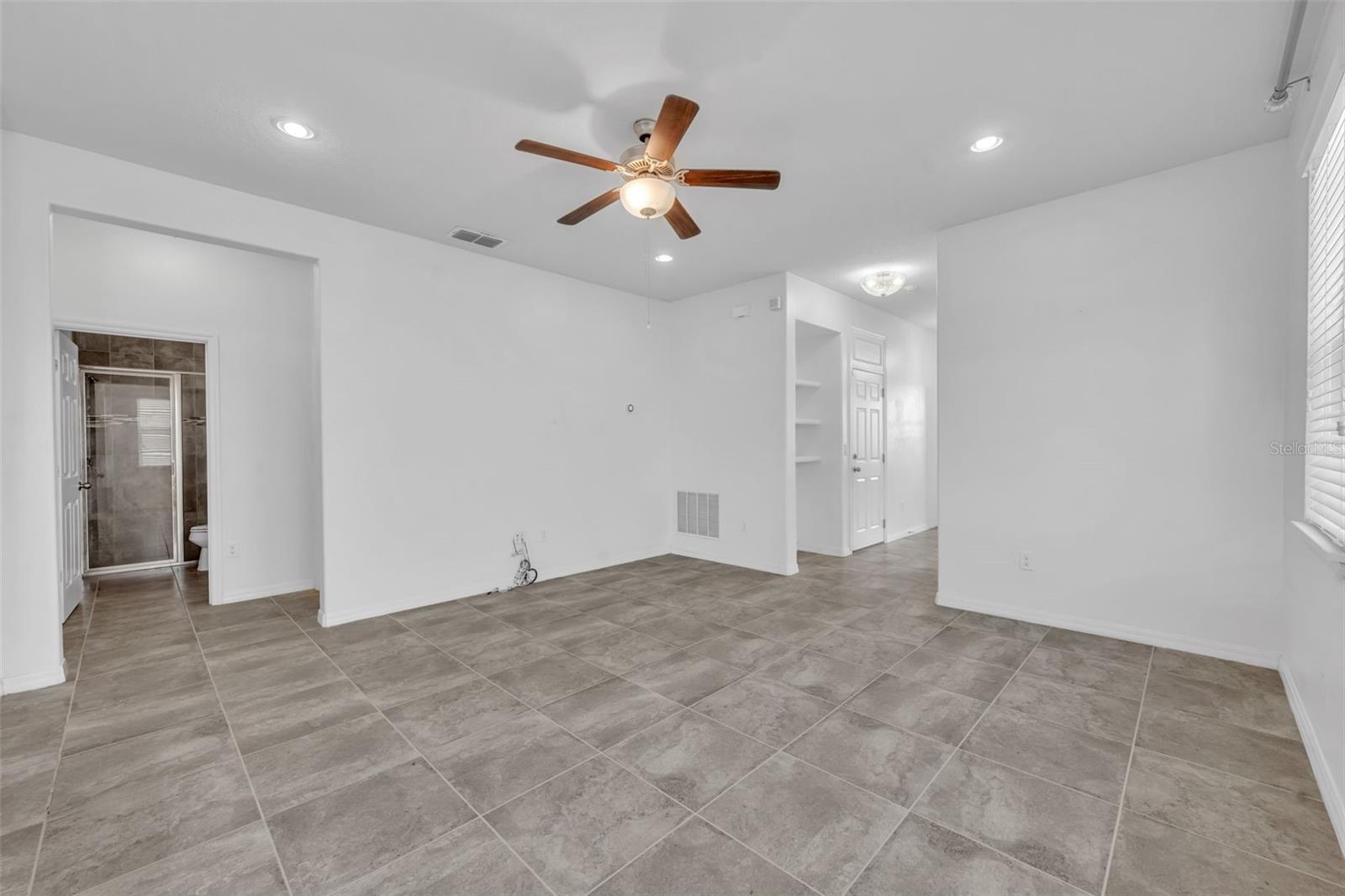 TAPESTRY PH 2 - Residential