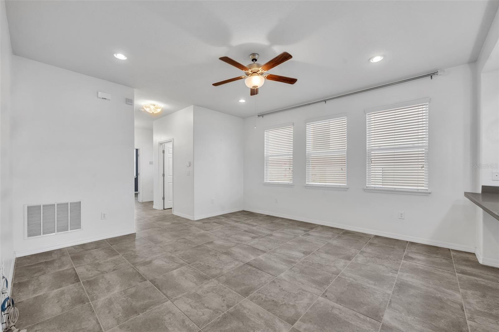 TAPESTRY PH 2 - Residential