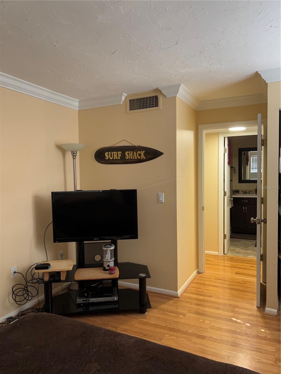 VILLAGE BROOKE SEC 3 - Residential