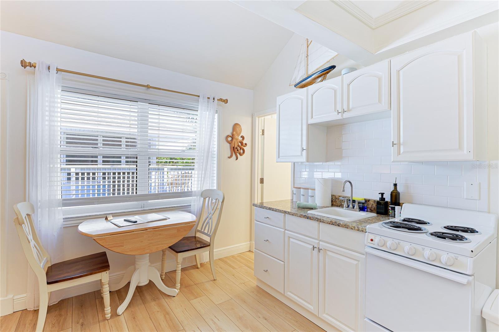 POINT OF ROCKS TERRACE - Residential Income