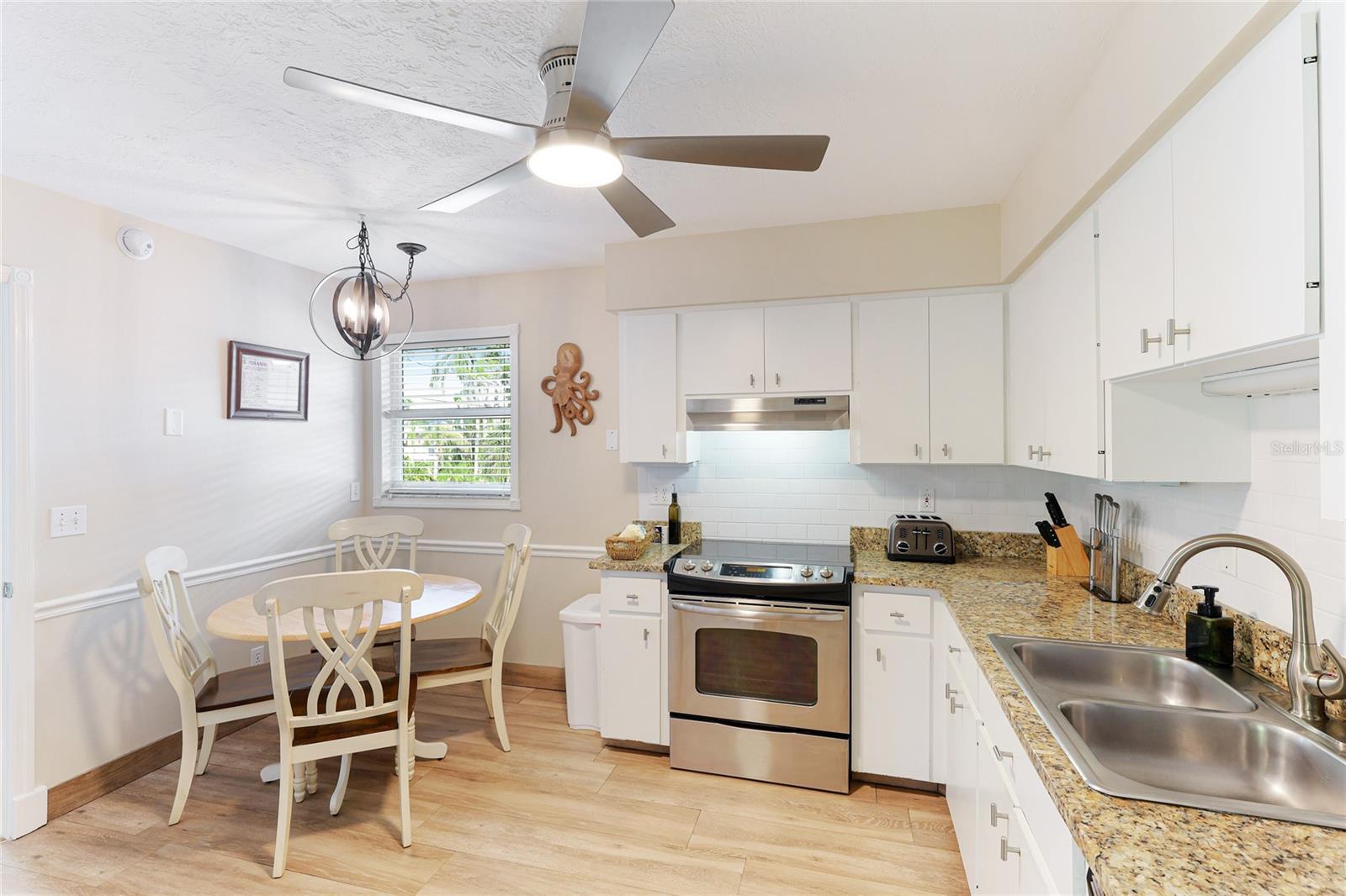 POINT OF ROCKS TERRACE - Residential Income