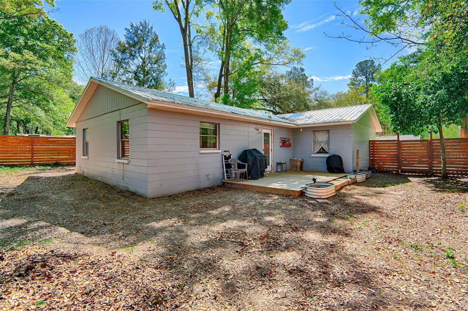 GONDOLA GARDENS H S - Residential