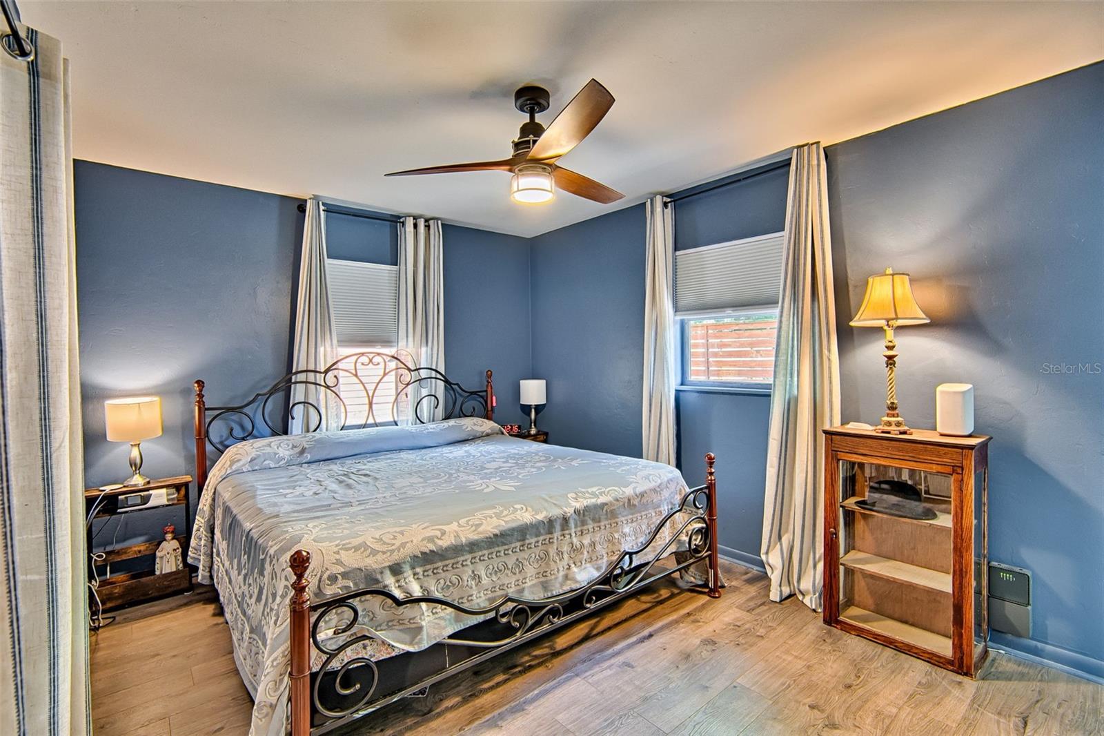 GONDOLA GARDENS H S - Residential