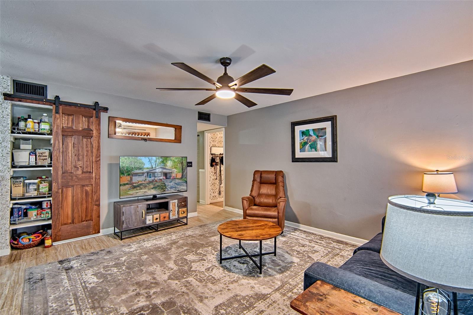 GONDOLA GARDENS H S - Residential