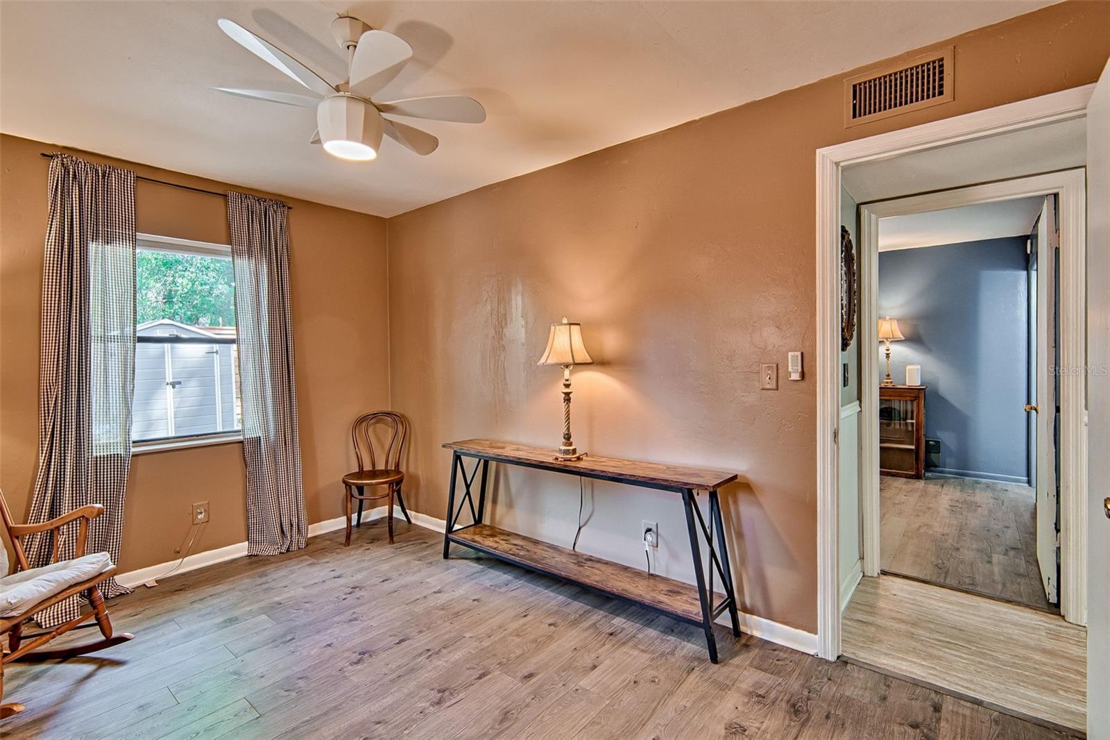 GONDOLA GARDENS H S - Residential