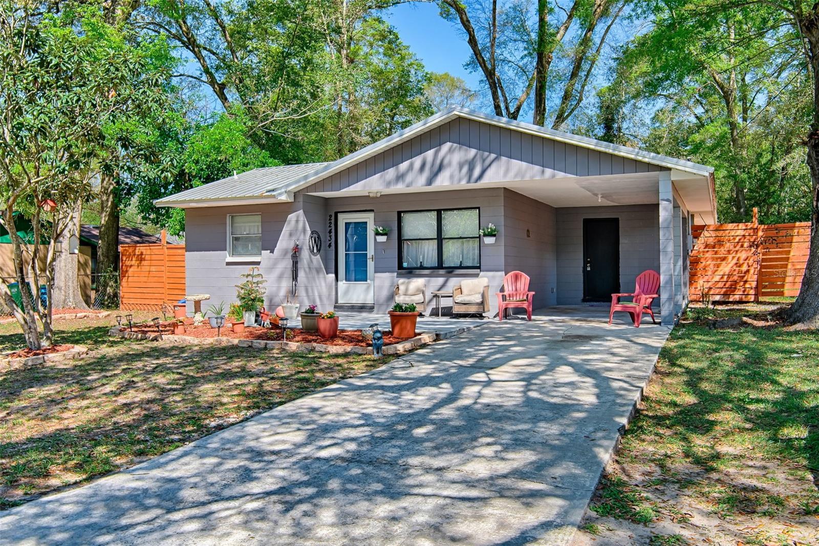 GONDOLA GARDENS H S - Residential