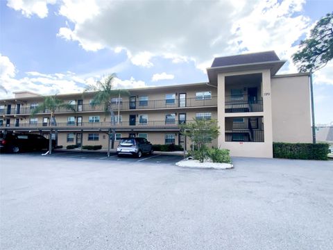 Photo of 1370 Heather Ridge Boulevard #204, Dunedin, FL 34698 (MLS # TB8497932)