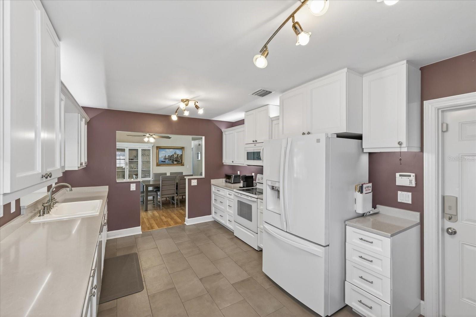 KAPOK FOREST - Residential