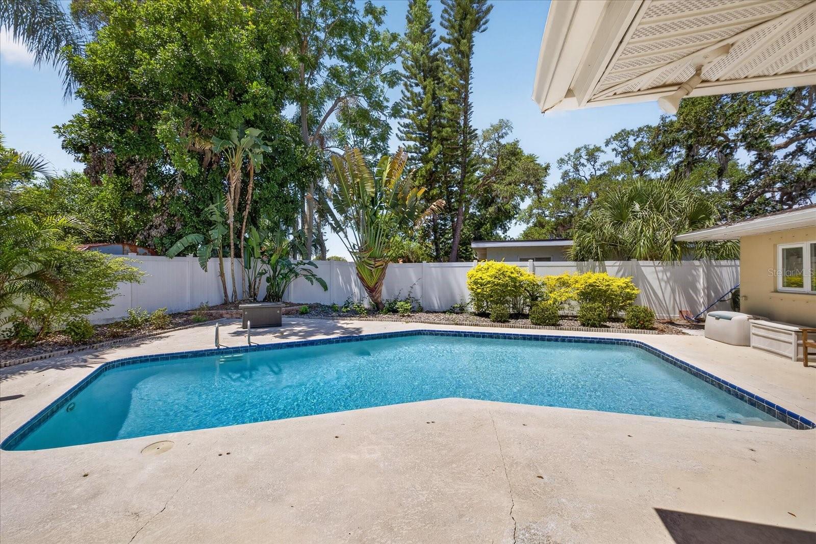 KAPOK FOREST - Residential