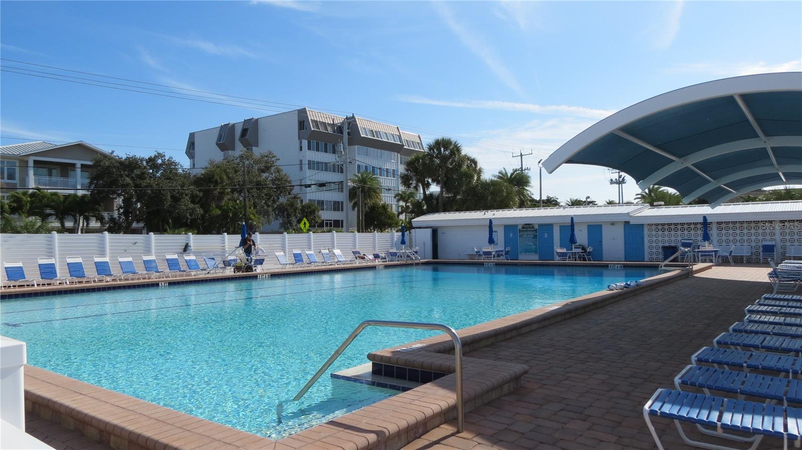 PROVINCIAL GARDENS - Residential