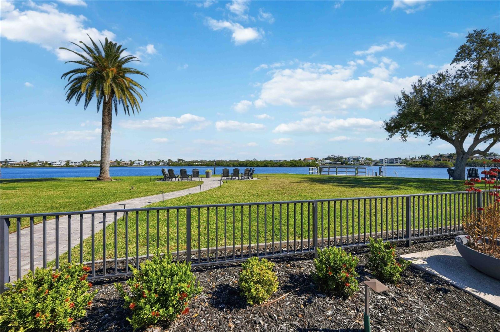 PROVINCIAL GARDENS - Residential