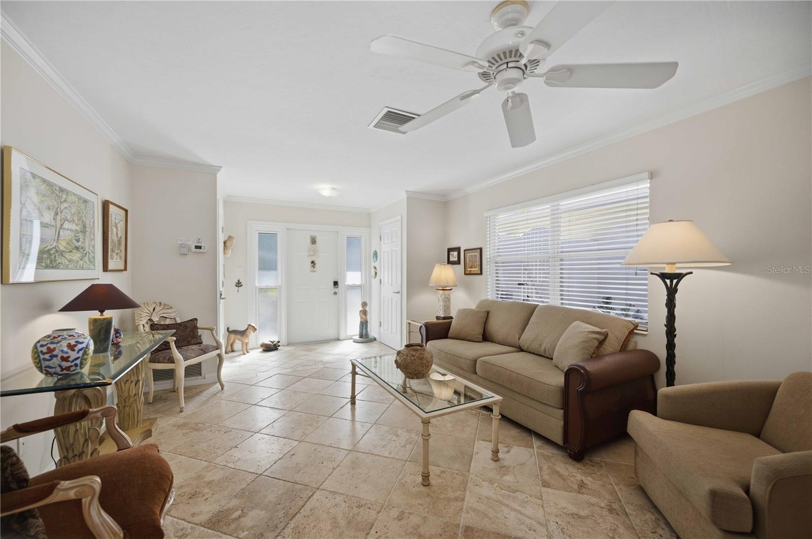 PROVINCIAL GARDENS - Residential