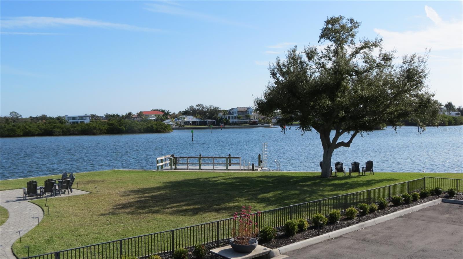 PROVINCIAL GARDENS - Residential