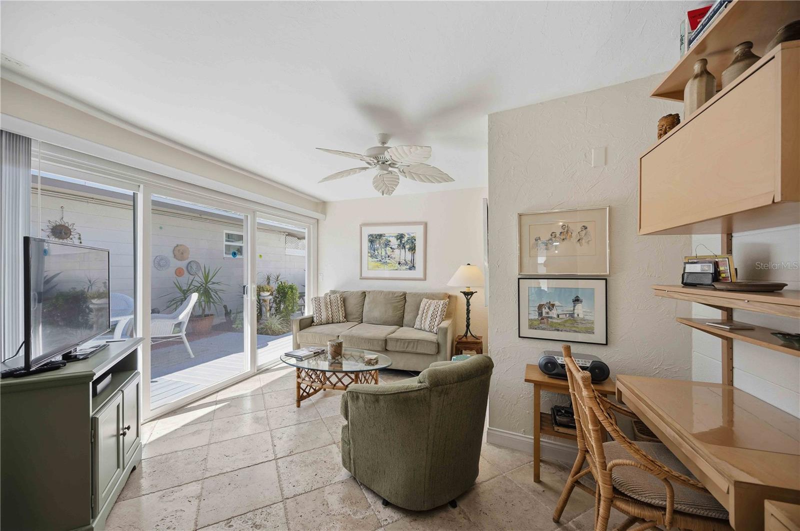 PROVINCIAL GARDENS - Residential