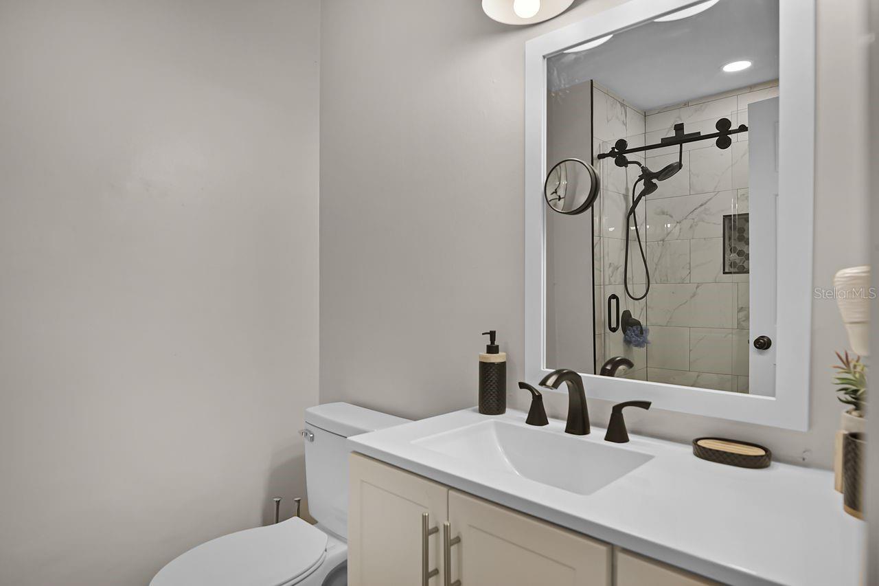 LONG LEAF PLANTATION UNIT 01 - Residential Lease