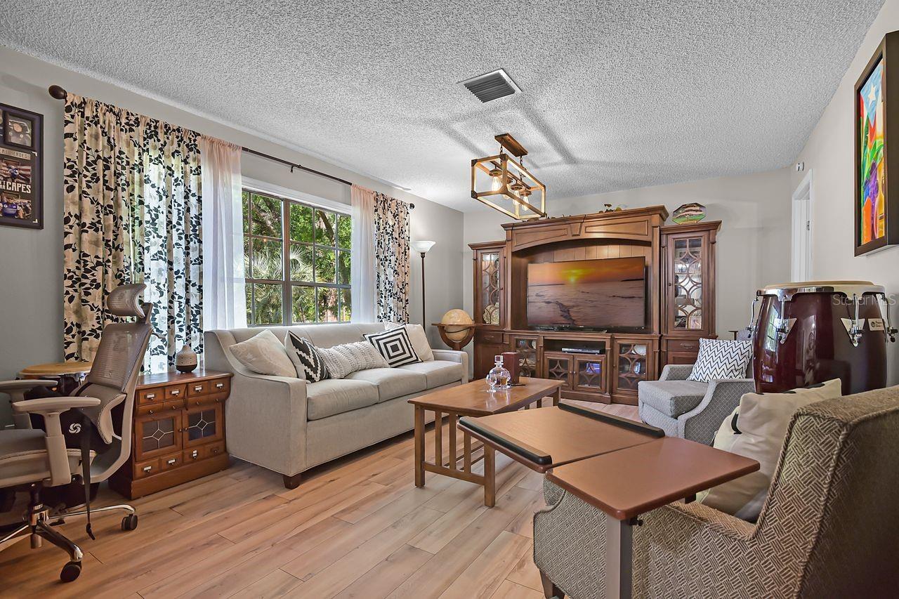 LONG LEAF PLANTATION UNIT 01 - Residential Lease