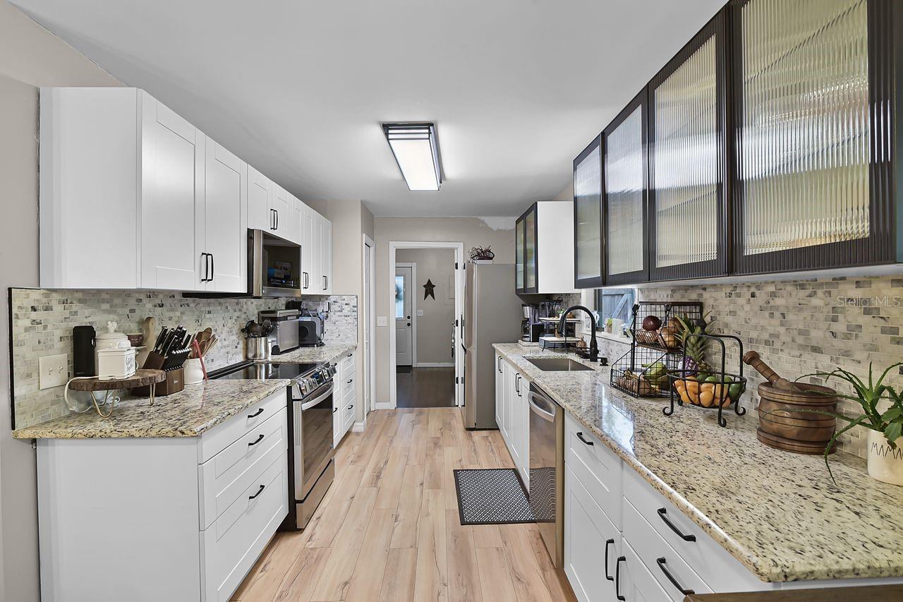 LONG LEAF PLANTATION UNIT 01 - Residential Lease