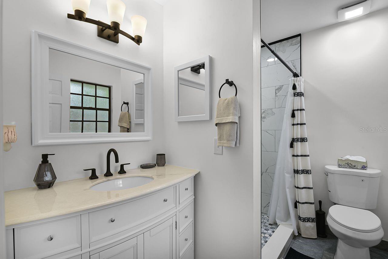 LONG LEAF PLANTATION UNIT 01 - Residential Lease